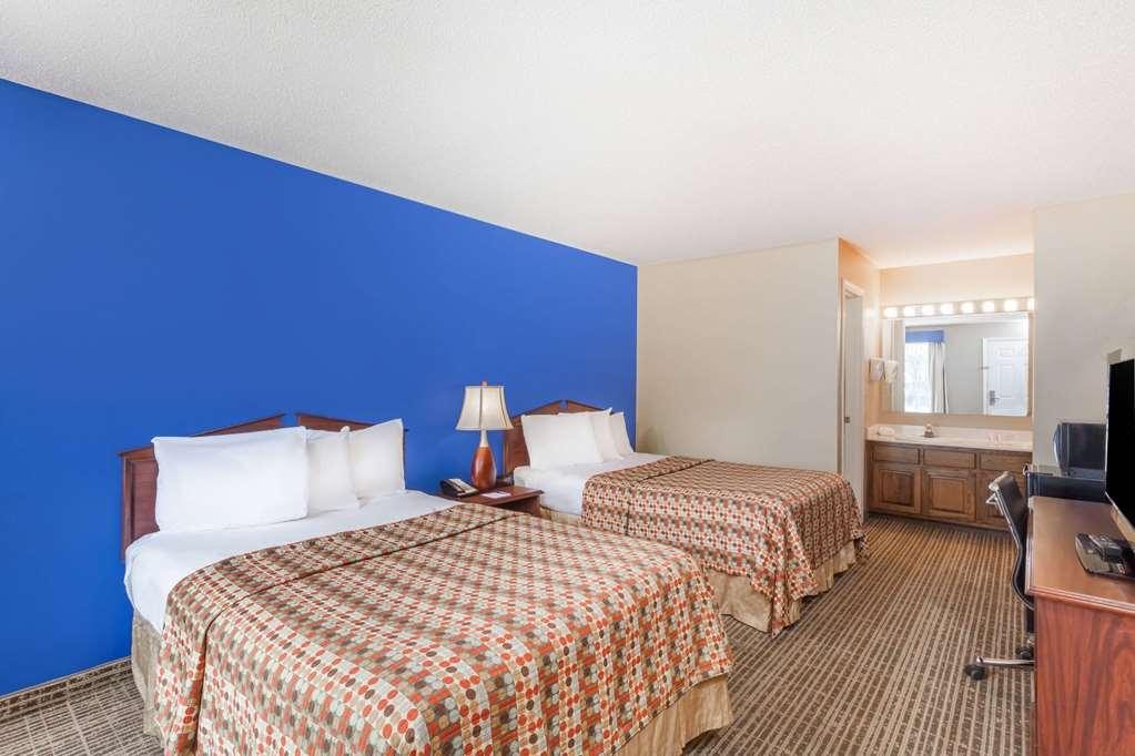 Baymont By Wyndham Florence/Muscle Shoals Room photo